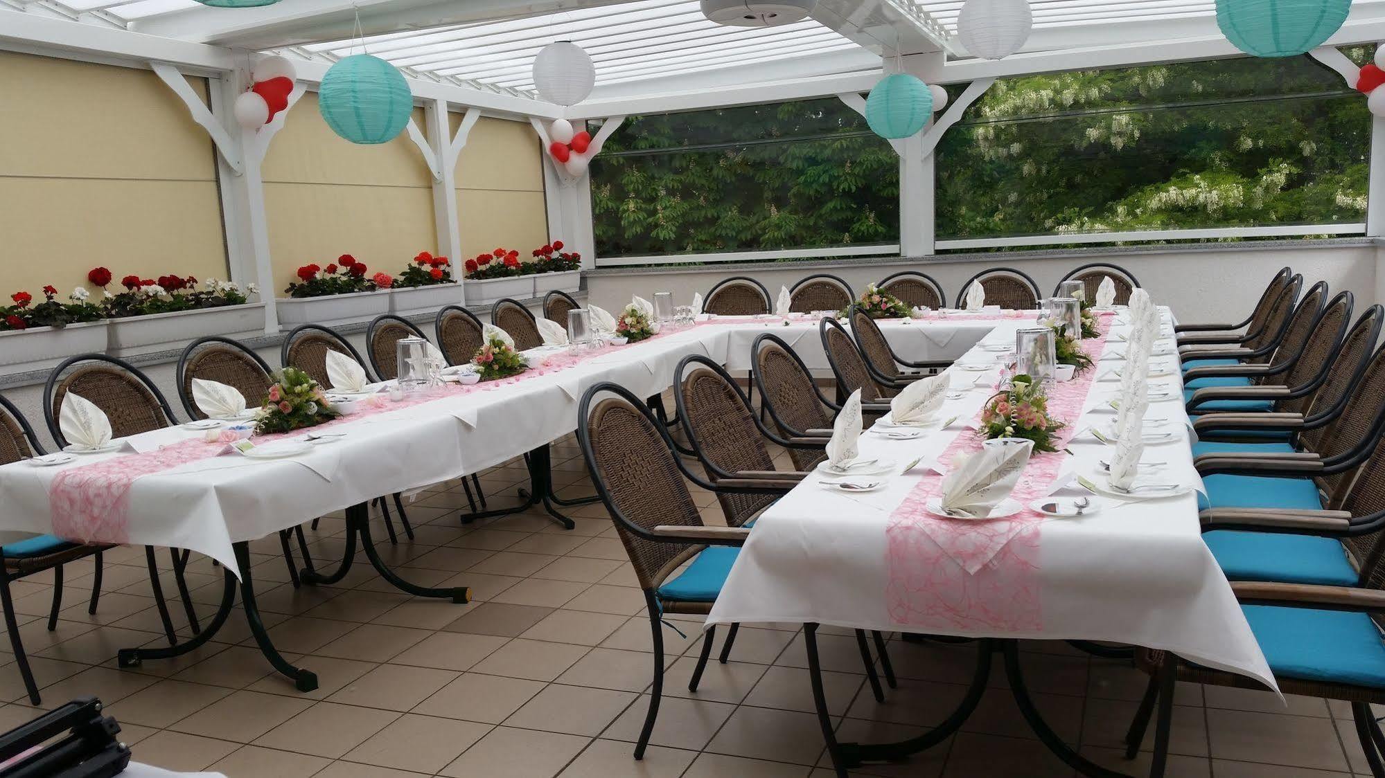 Hotel & Restaurant Park Cafe Isa Erfurt Dış mekan fotoğraf