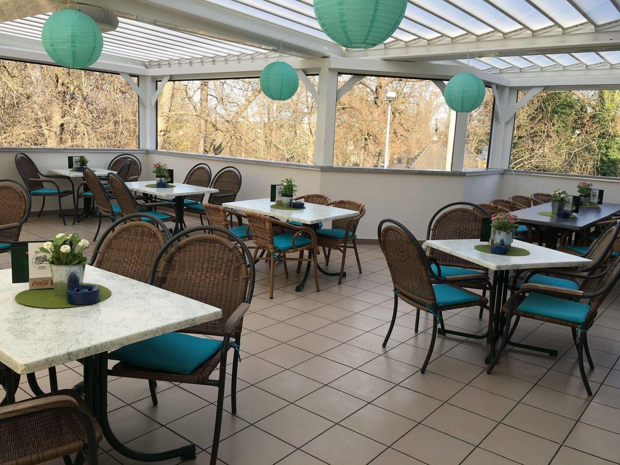 Hotel & Restaurant Park Cafe Isa Erfurt Dış mekan fotoğraf